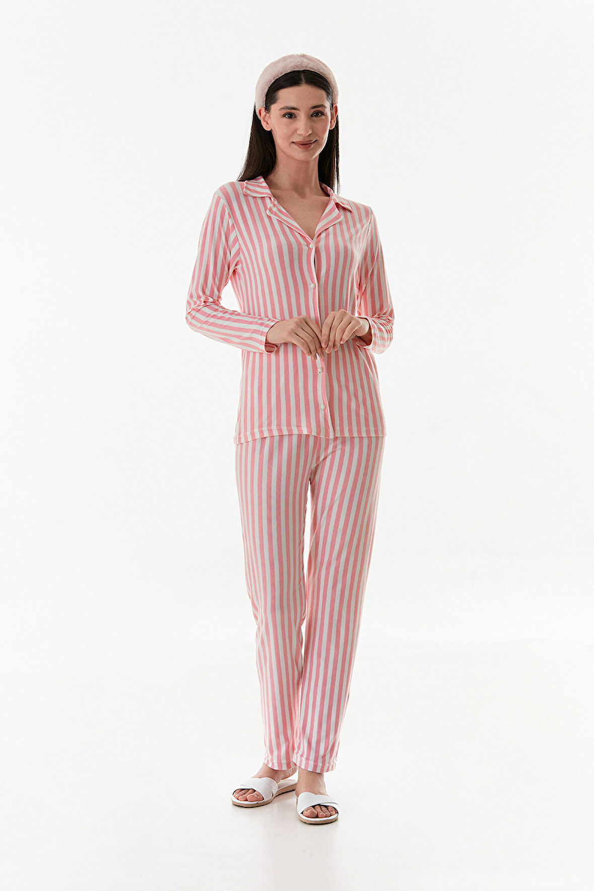 Kalp Desenli Gömlek Yaka Süet Pijama Takımı