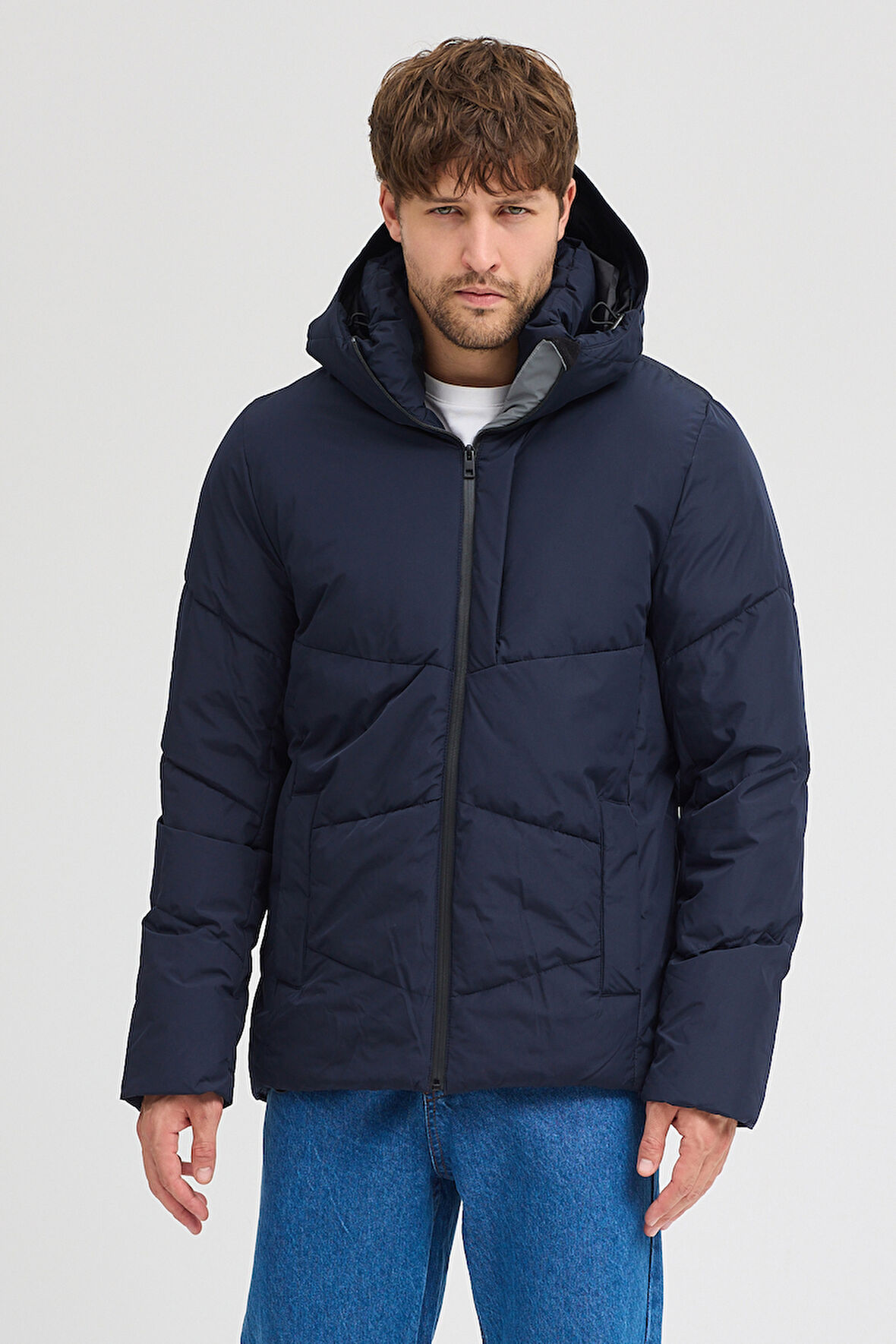 Erkek Kapuşonlu Mont 950