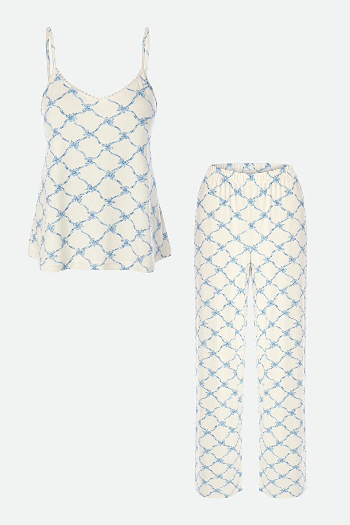 Kadın Askılı Yumuşak Dokulu Desenli Pijama Takımı