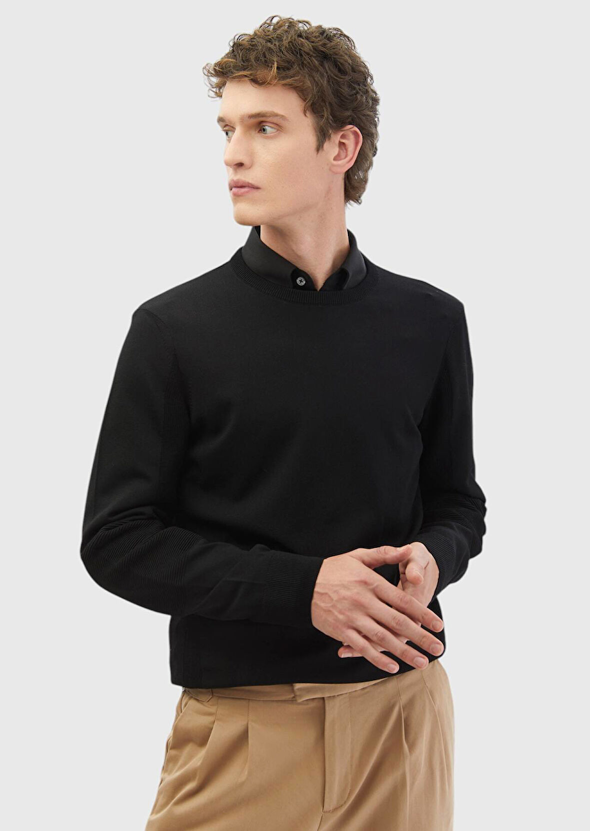 Siyah Bisiklet Yaka Jakarlı Triko Kazak