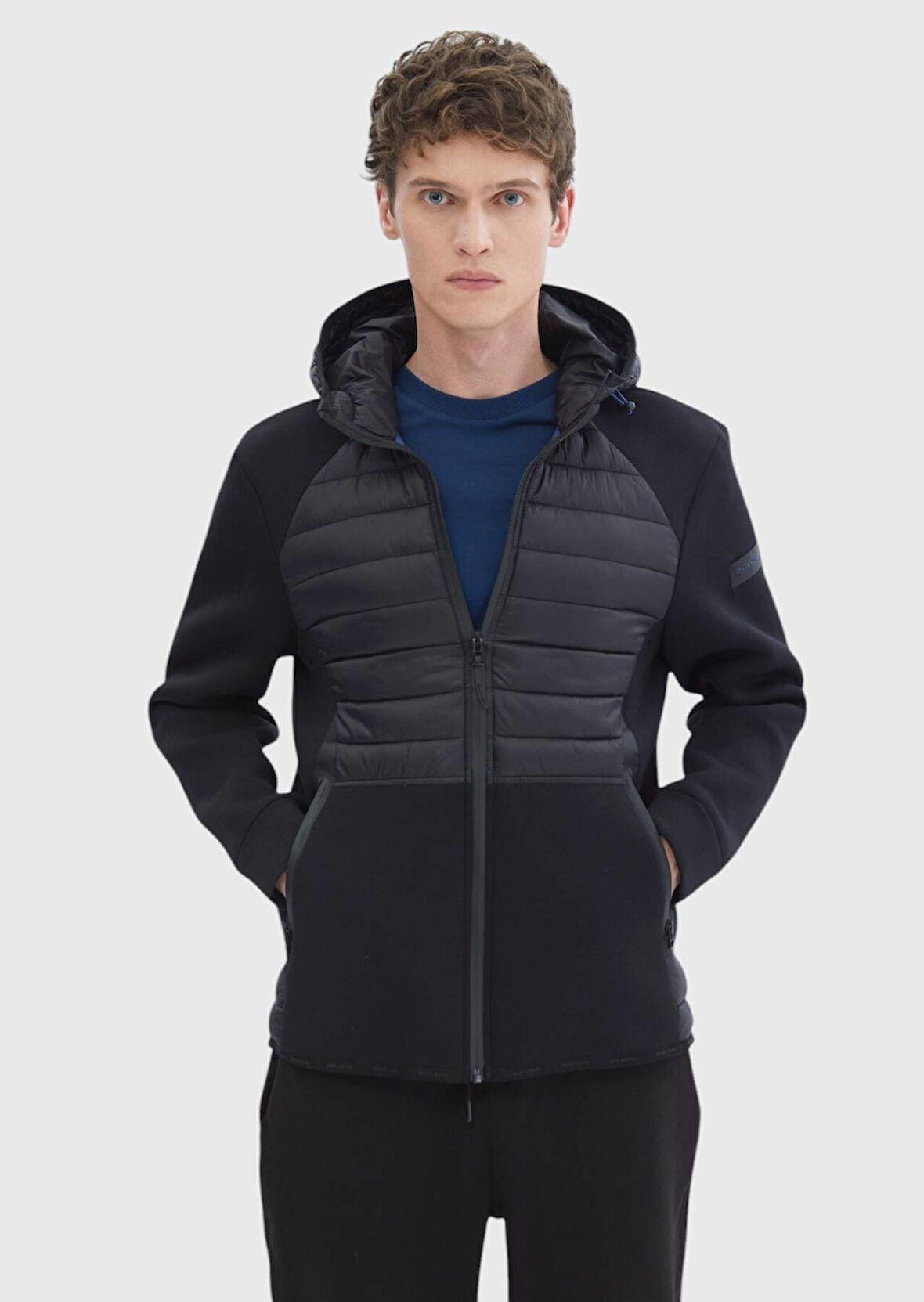 Siyah Regular Fit Kapüşonlu Denim Dokuma Mont