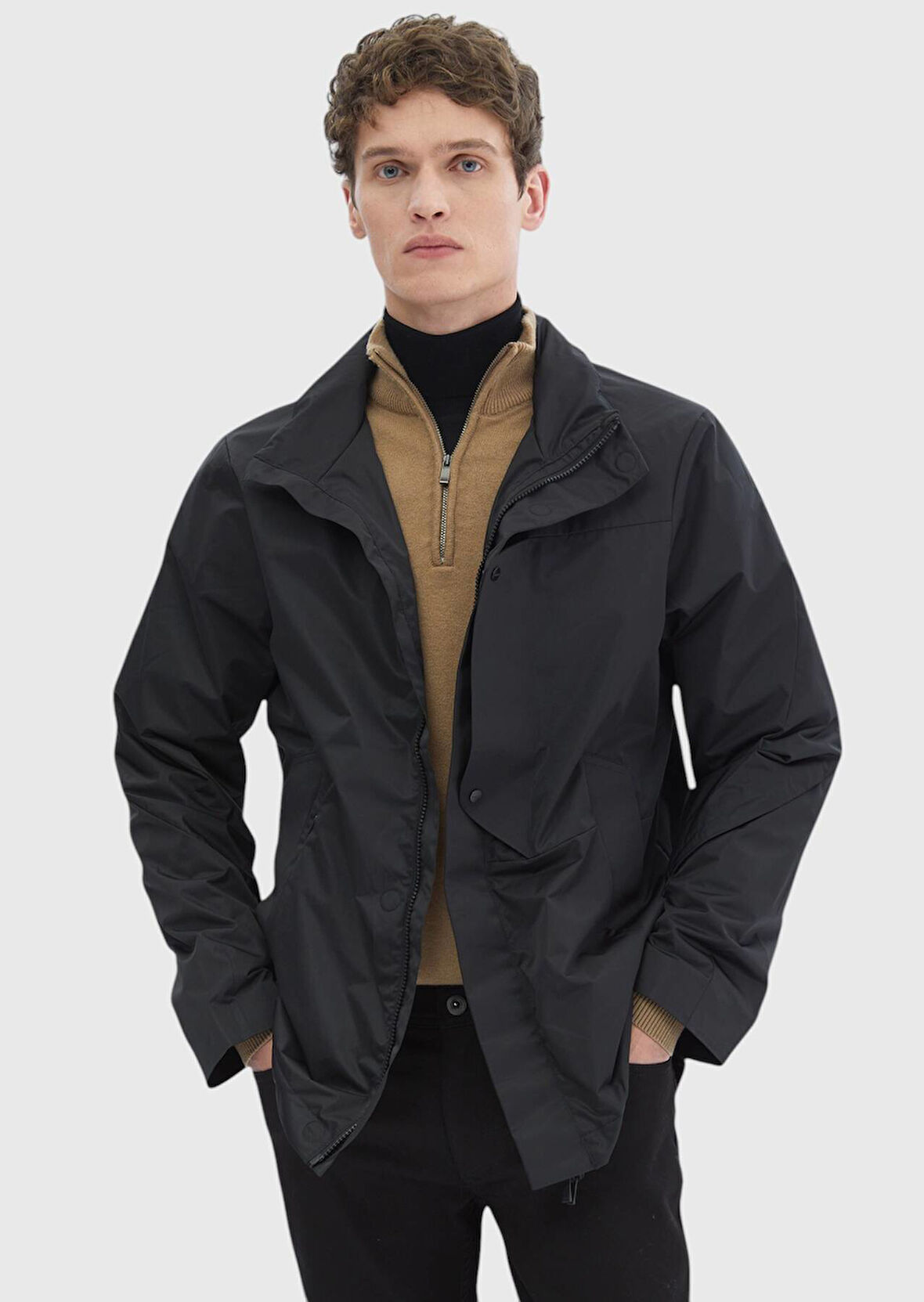 Siyah Regular Fit Dik Yaka Casual Dokuma Mont