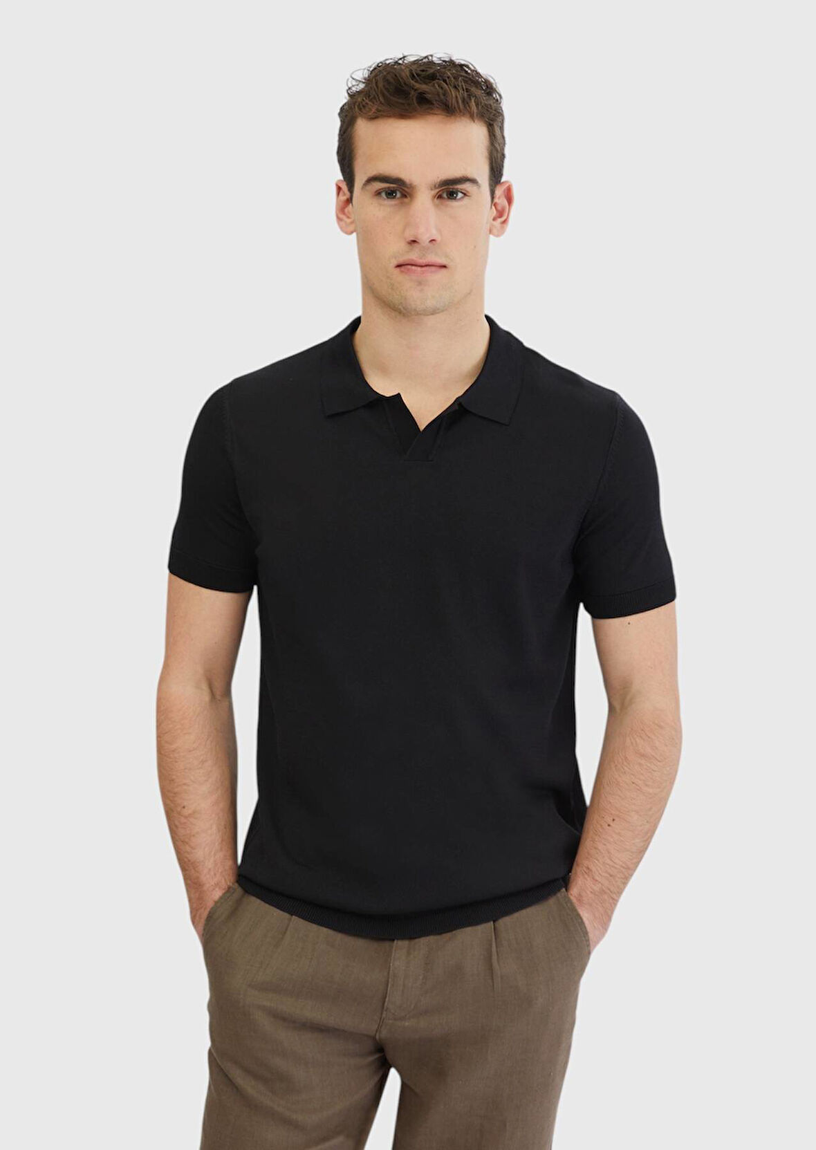 Siyah Polo Yaka Düz Örgü Triko