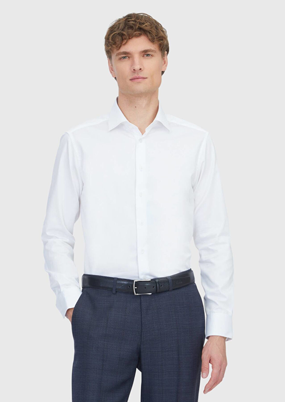 Beyaz Düz Slim Fit Dokuma Klasik %100 Pamuk Gömlek