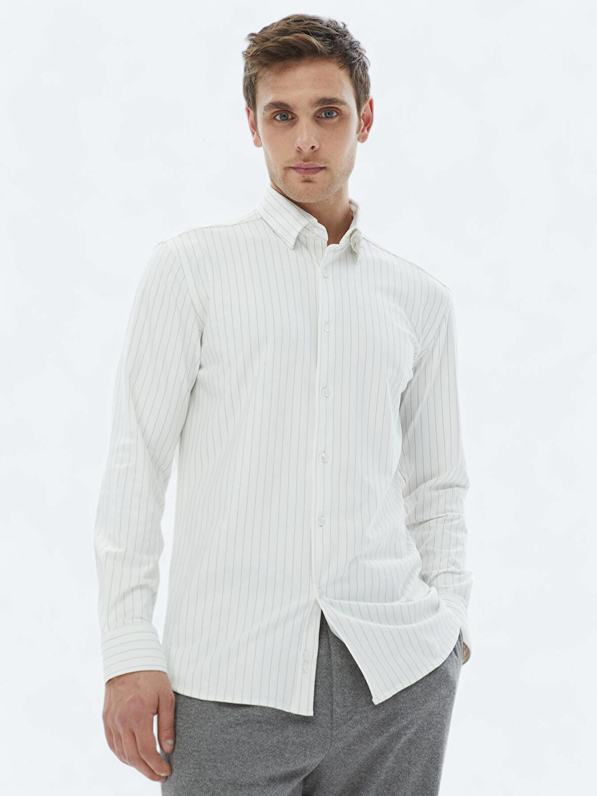 Beyaz Çizgili Regular Fit Casual Gömlek