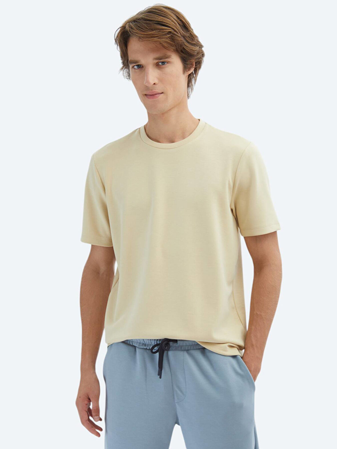 Açık Sarı Düz Bisiklet Yaka T-Shirt