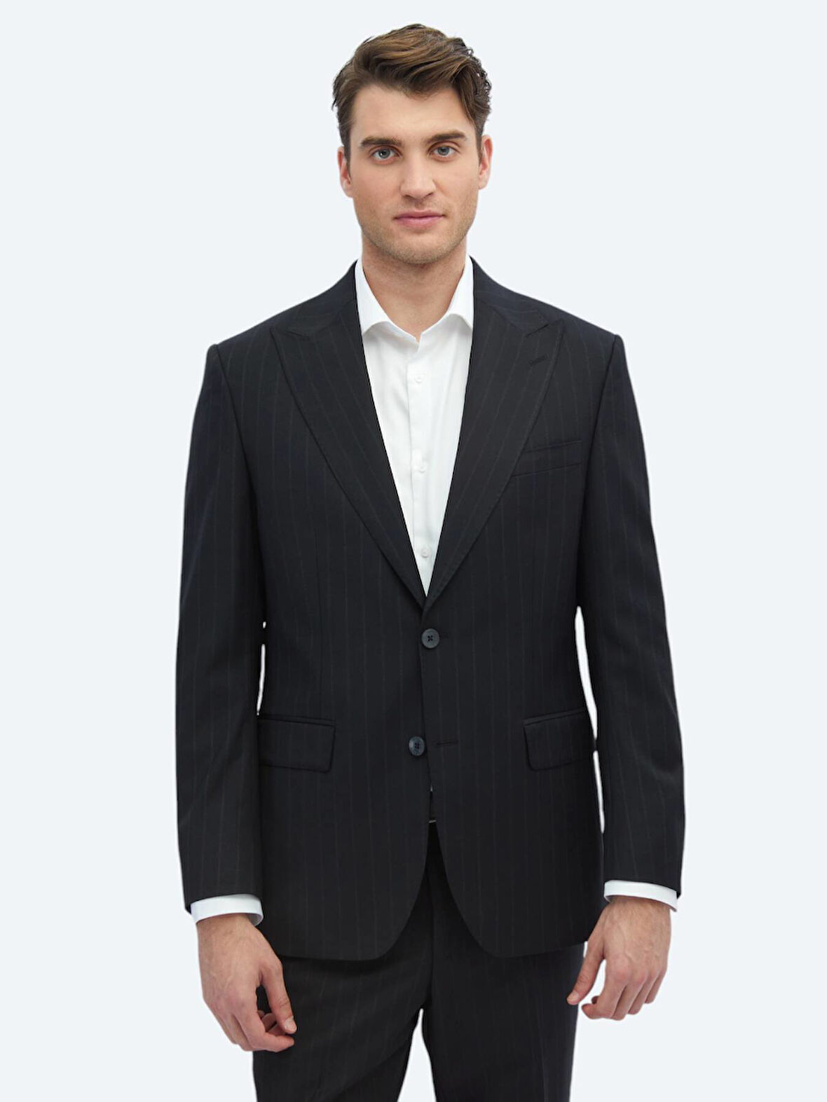 Siyah Çizgili Modern Fit Yün Karışımlı Takım Elbise