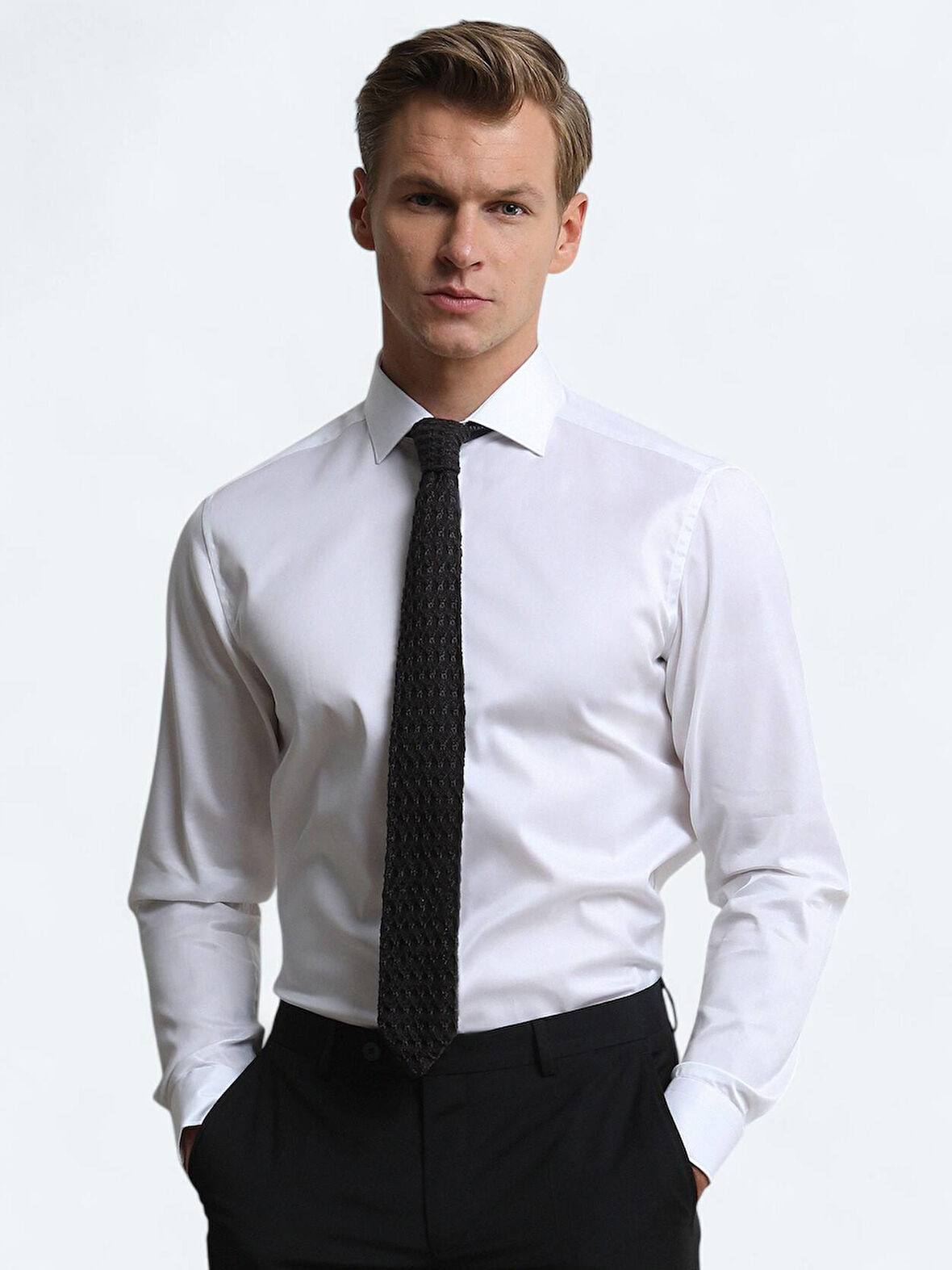 Beyaz Düz Regular Fit Dokuma Klasik %100 Pamuk Gömlek