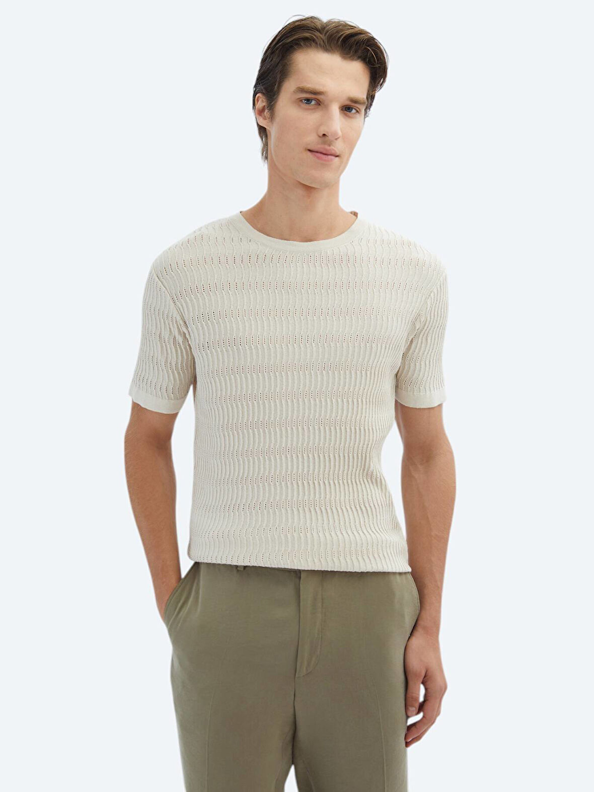 Bej Bisiklet Yaka Desenli Triko