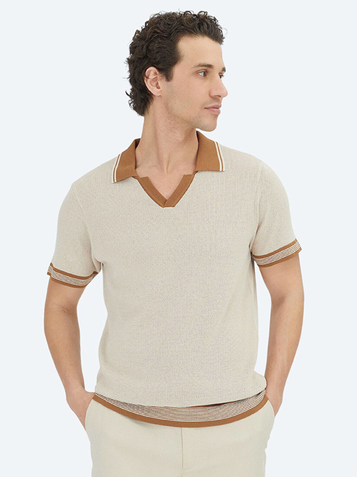 Bej Polo Yaka Desenli Triko