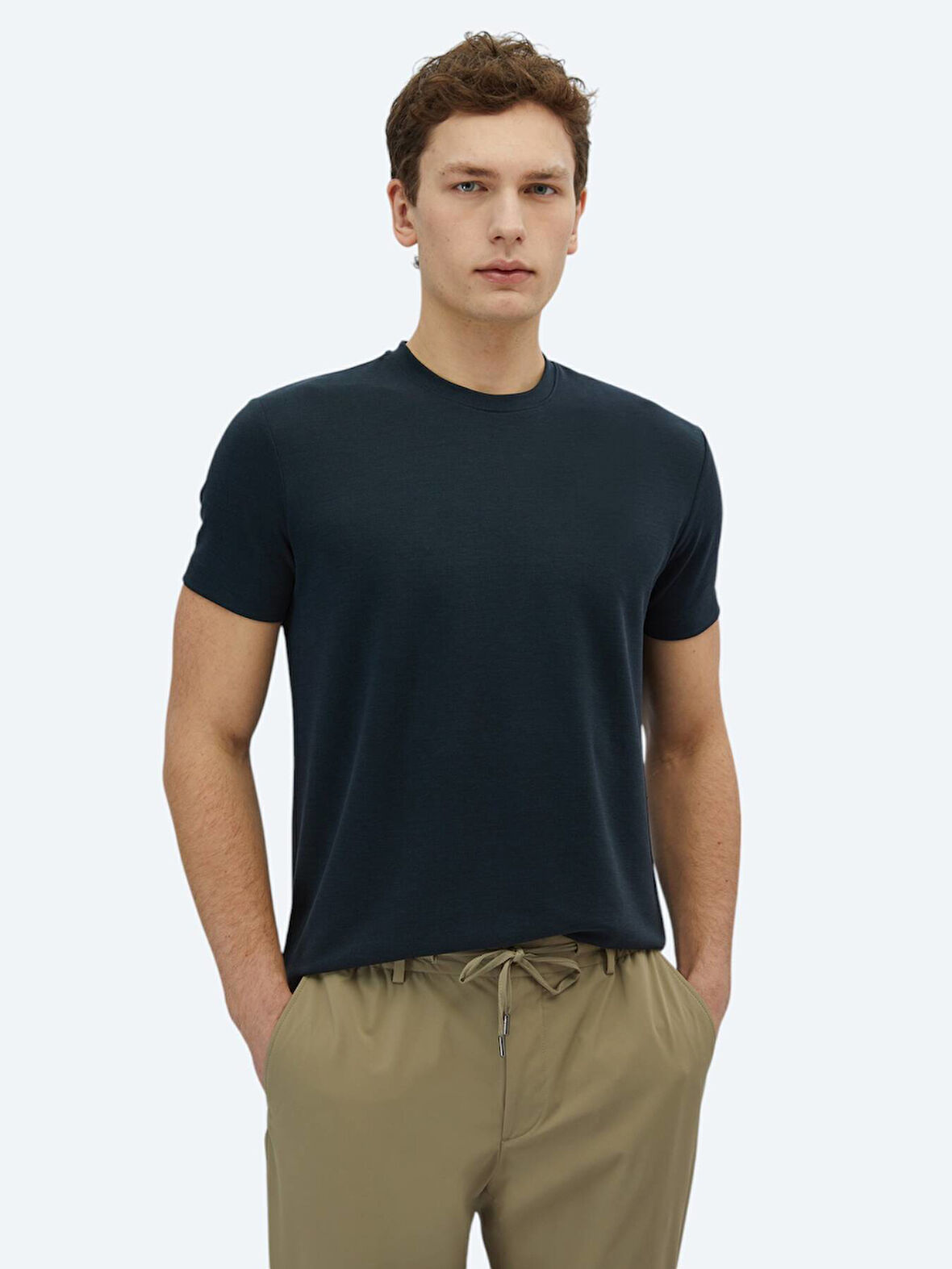 Siyah Düz Bisiklet Yaka T-Shirt