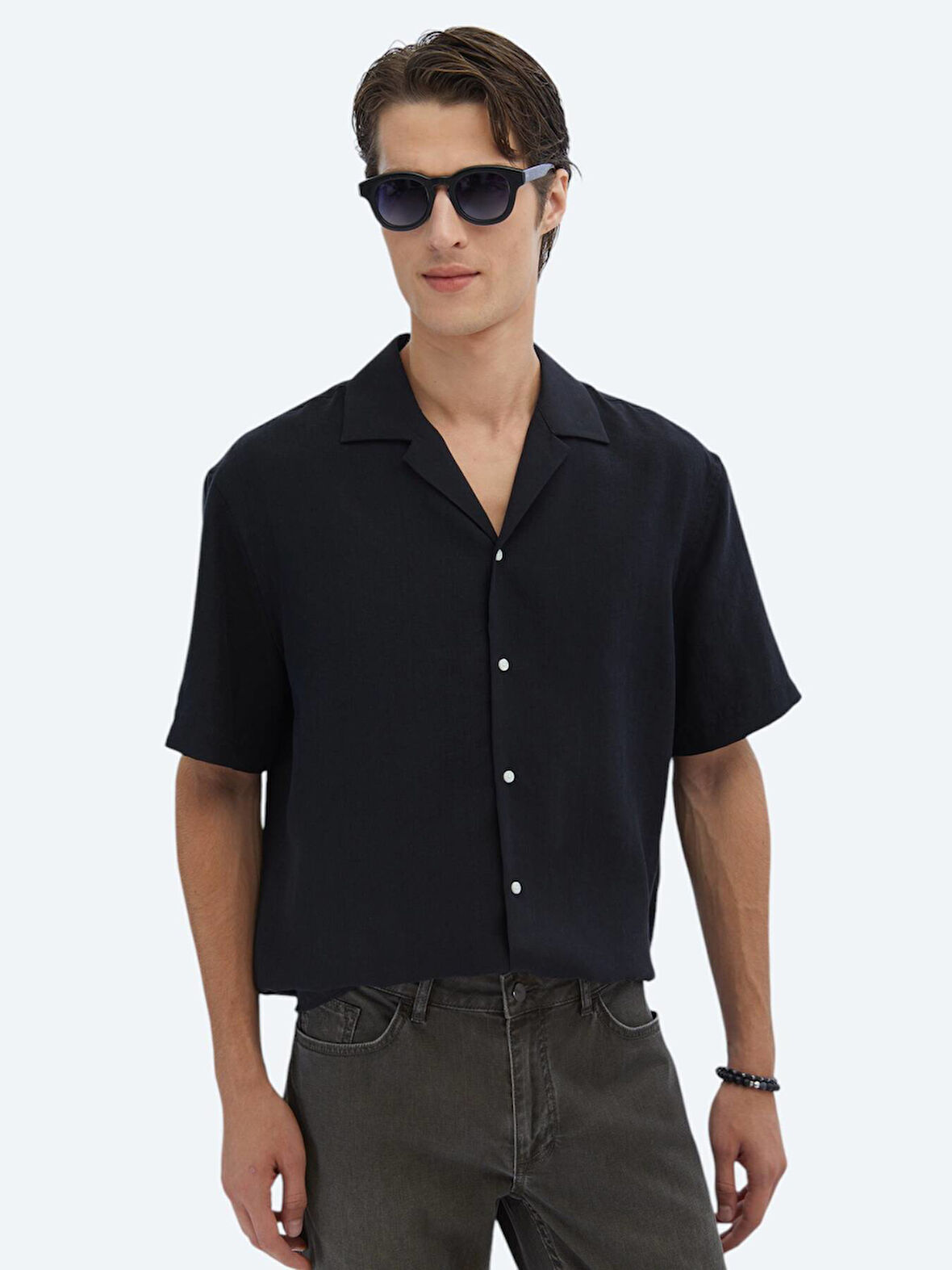 Siyah Düz Oversize Fit Dokuma Casual Gömlek