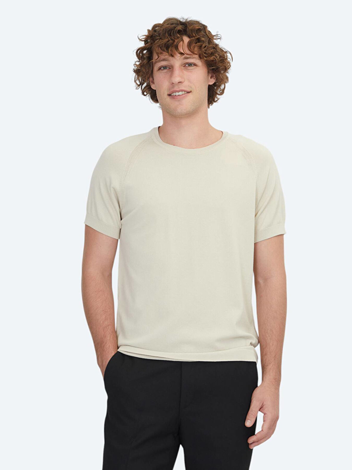 Ekru Bisiklet Yaka Jakarlı Triko