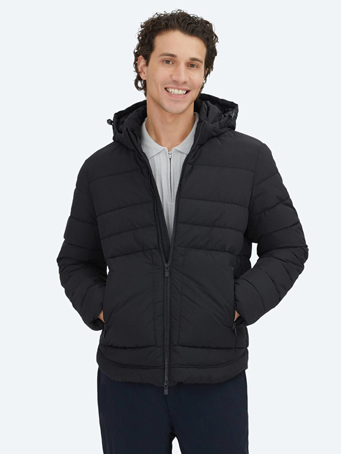 Siyah Regular Fit Kapüşonlu Casual Dokuma Mont