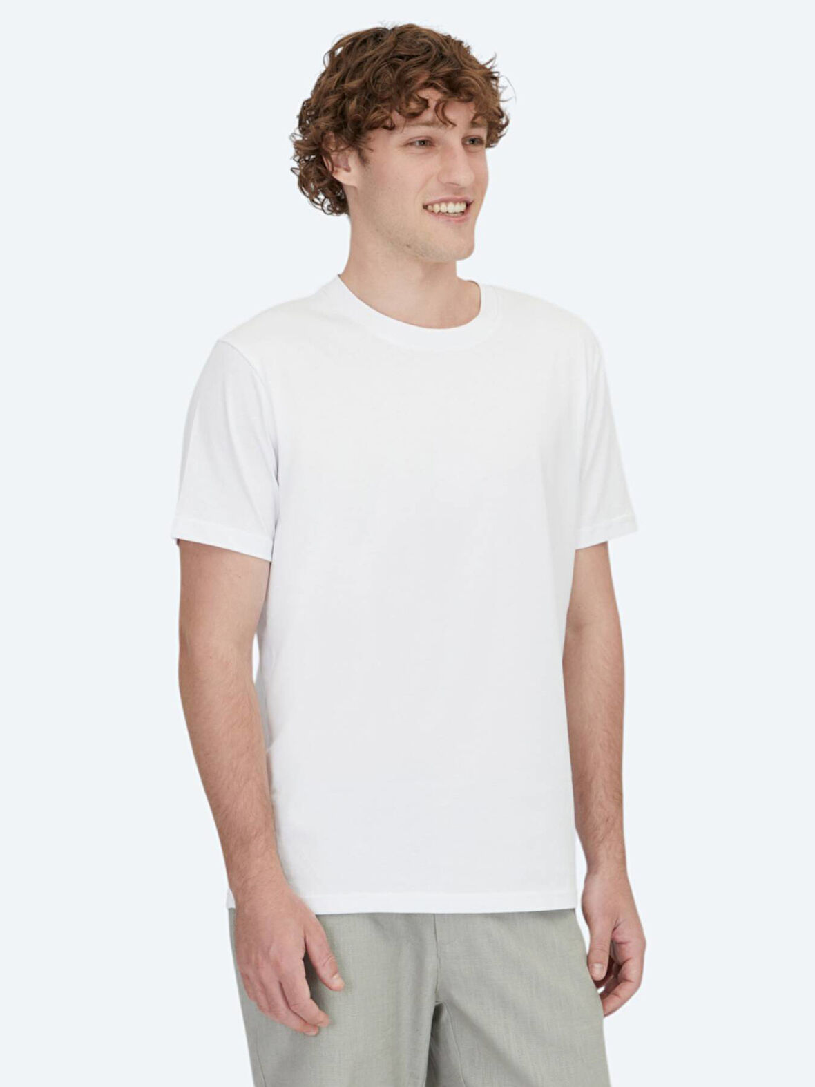 Beyaz Bisiklet Yaka %100 Pamuk T-Shirt