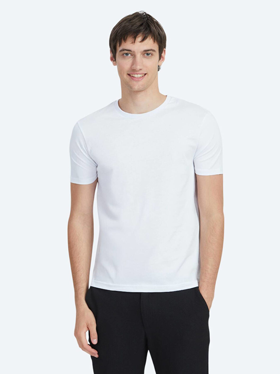 Beyaz Düz Bisiklet Yaka %100 Pamuk T-Shirt