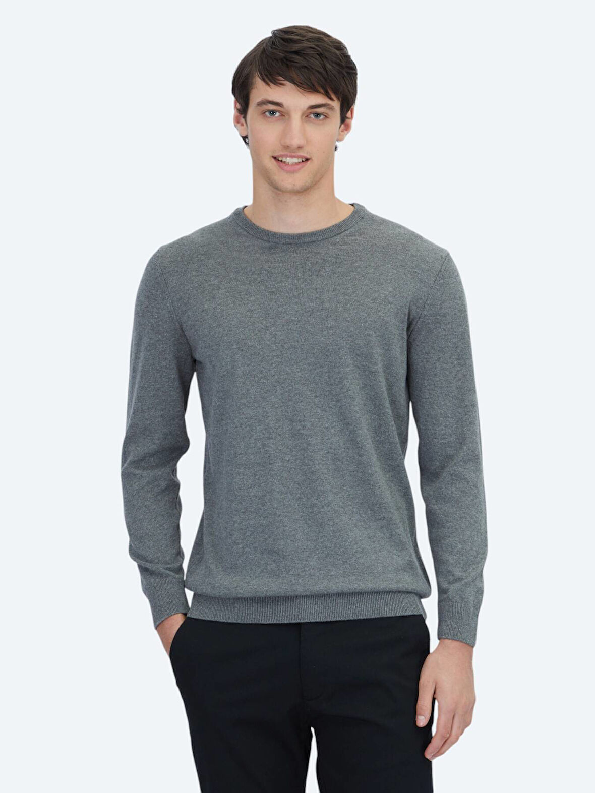 Gri Bisiklet Yaka Pamuk Karışımlı Triko Kazak