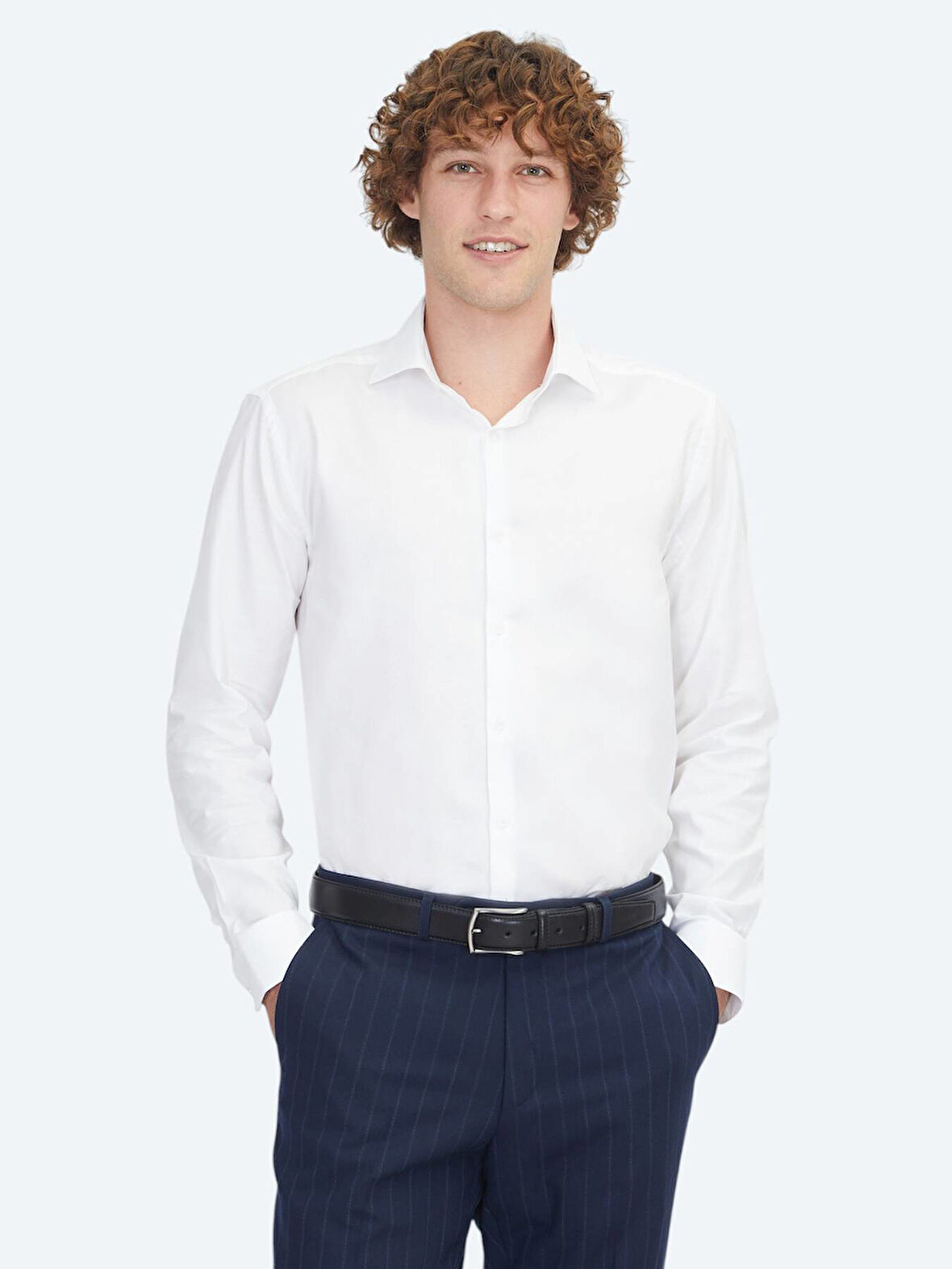 Beyaz Regular Fit Dokuma Klasik %100 Pamuk Gömlek