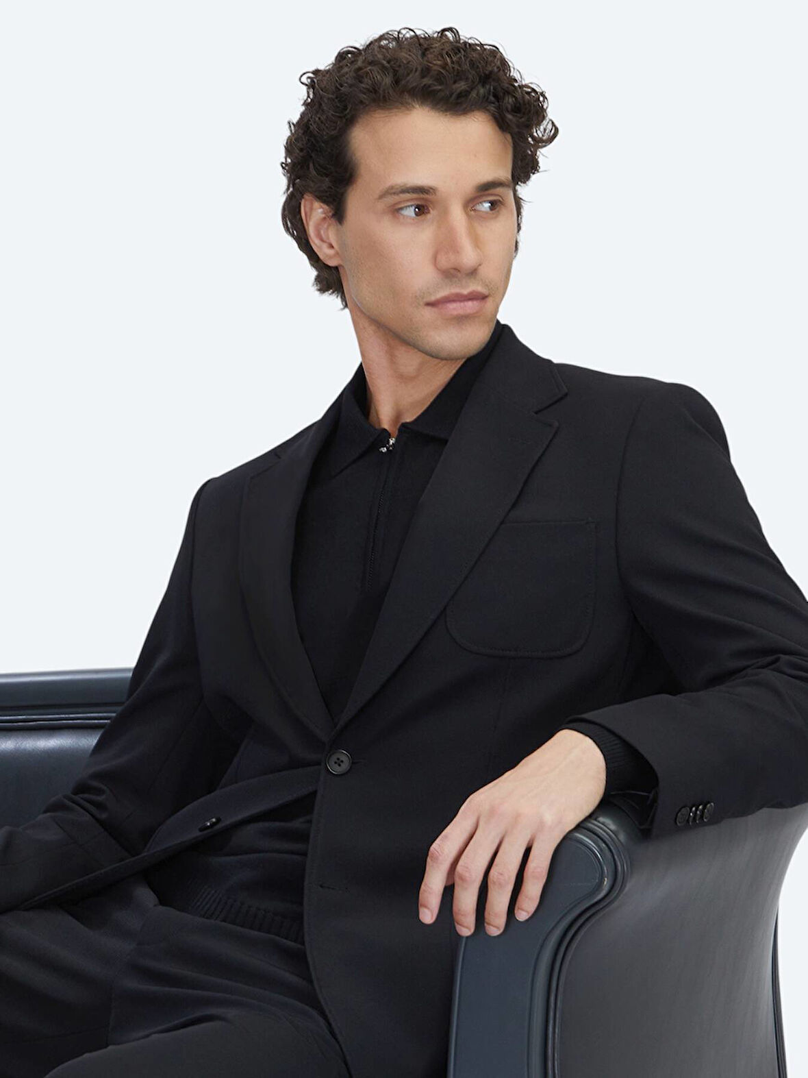 Siyah Düz Modern Fit Örme Takım Elbise