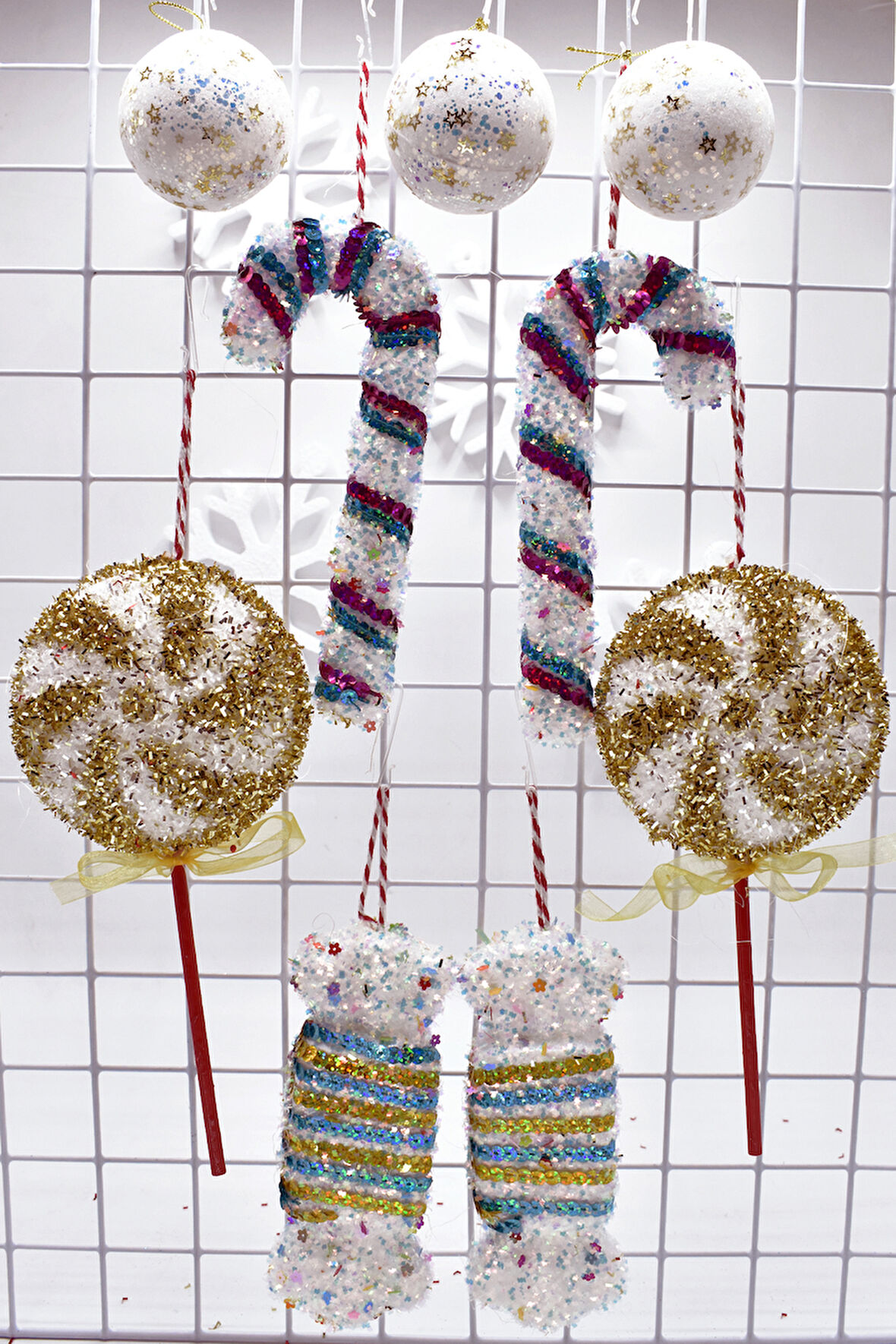 Waldern Premium Collection Luxury 12'li Mix Beyaz Süs Seti