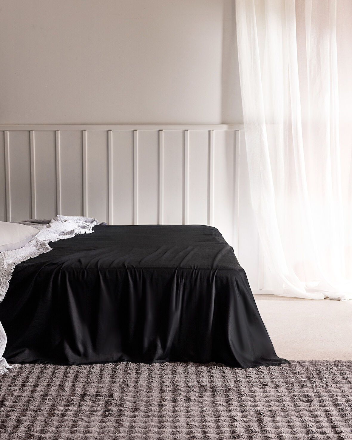 Ciel Çift Kişilik %100 Pamuk Lastiksiz Saten Çarşaf - Siyah