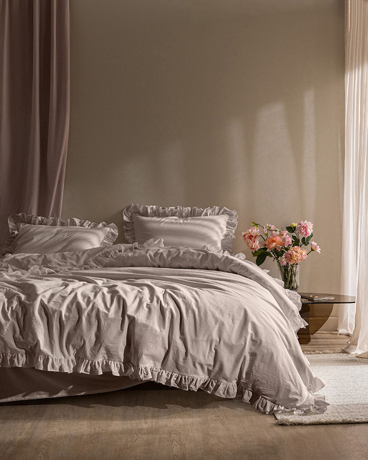 Obernai King Size %100 Pamuk Fırfırlı Düz Yıkamalı Nevresim Takımı - Bej