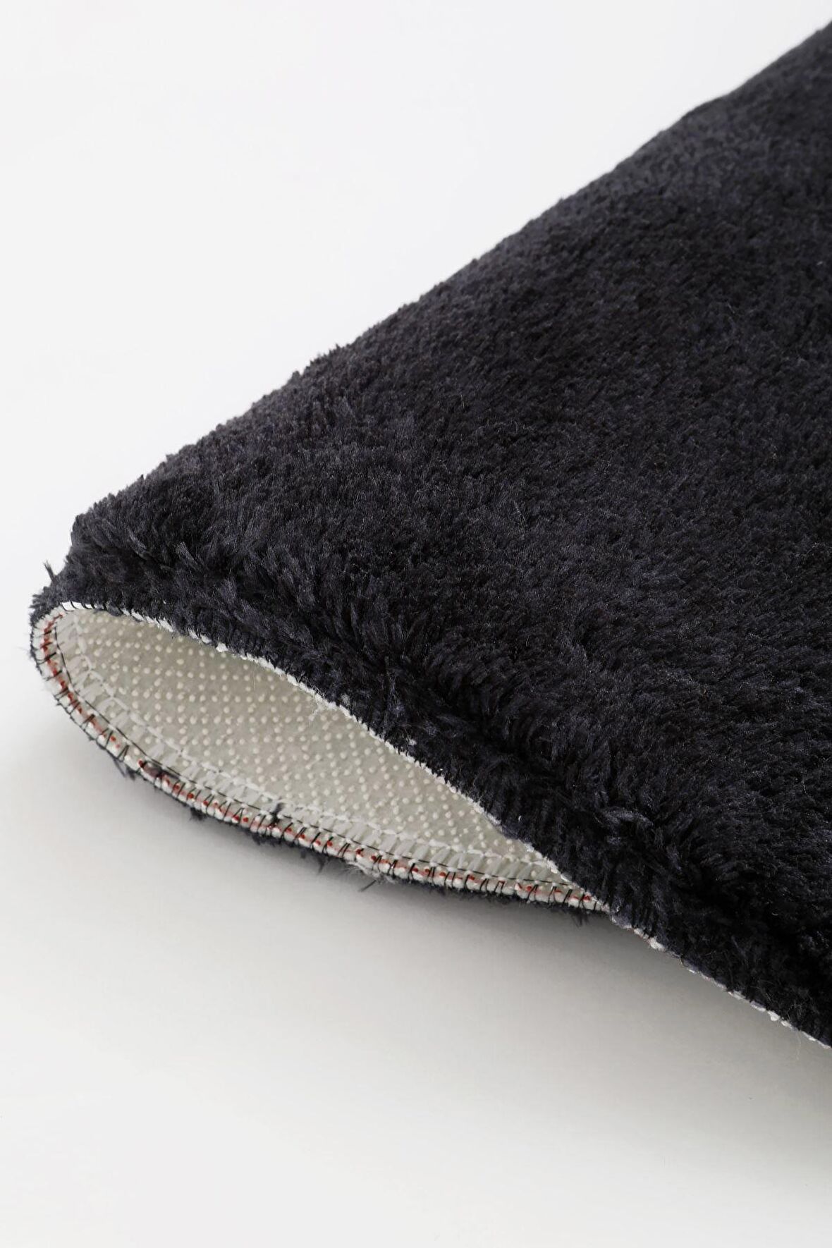 DijiDekor Siyah  Oval Post Dokuma Halı Peluş Yumuşacık Kaymaz Antibakteriyel