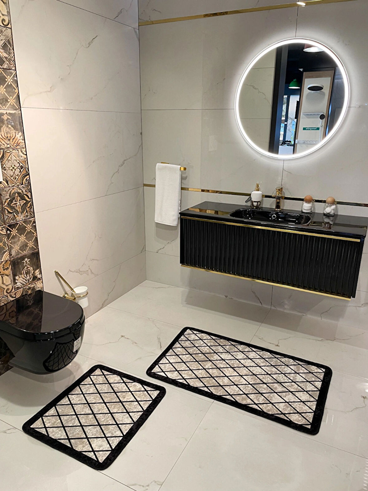 2 li Geometrik Desen 60x100 - 60x50 Lateks Taban Banyo Paspas - BEJ-SİYAH