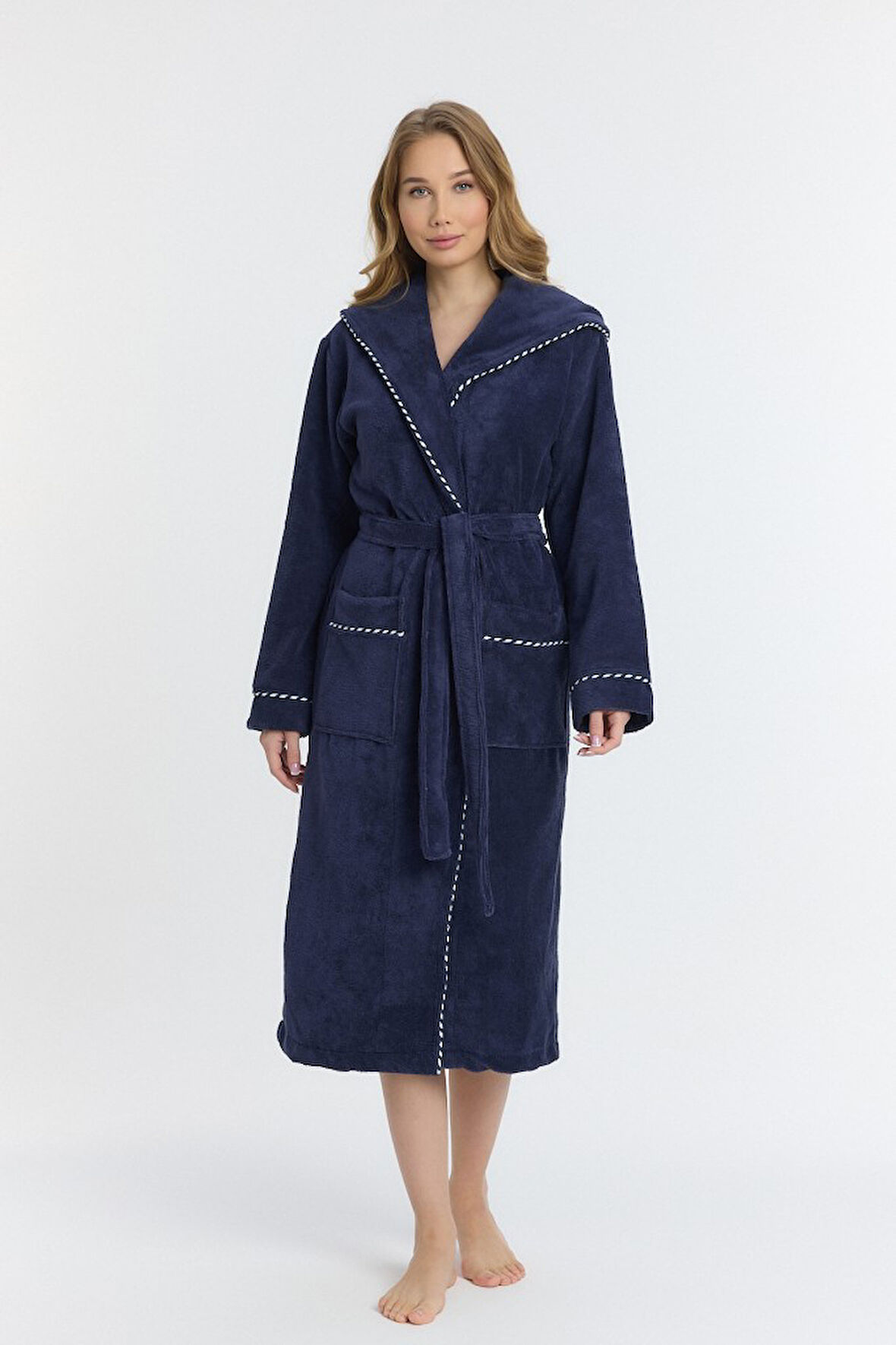 Triga Kapüşonlu Kadın Bornozu %100 Pamuk