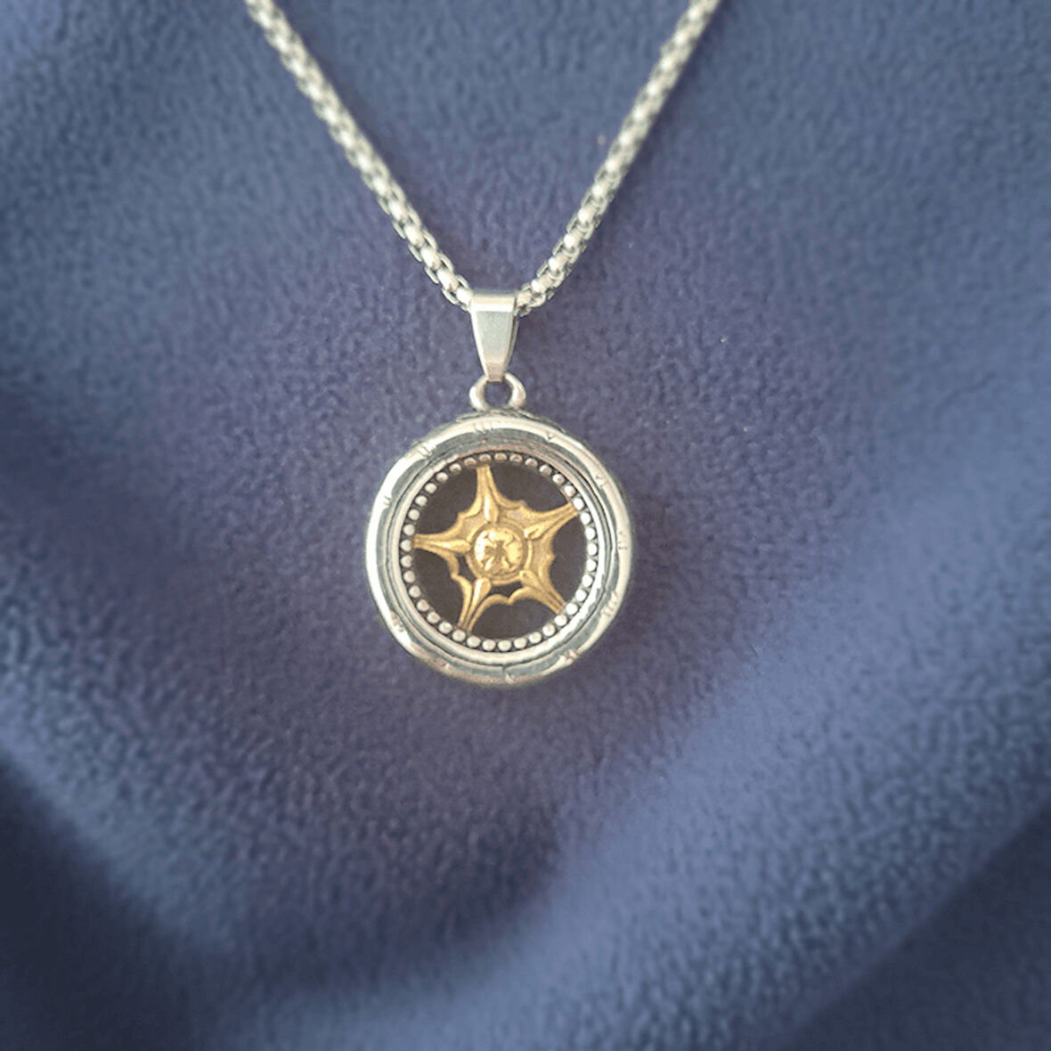 Gotik Roma Yıldızı Uçlu Çelik Kolye