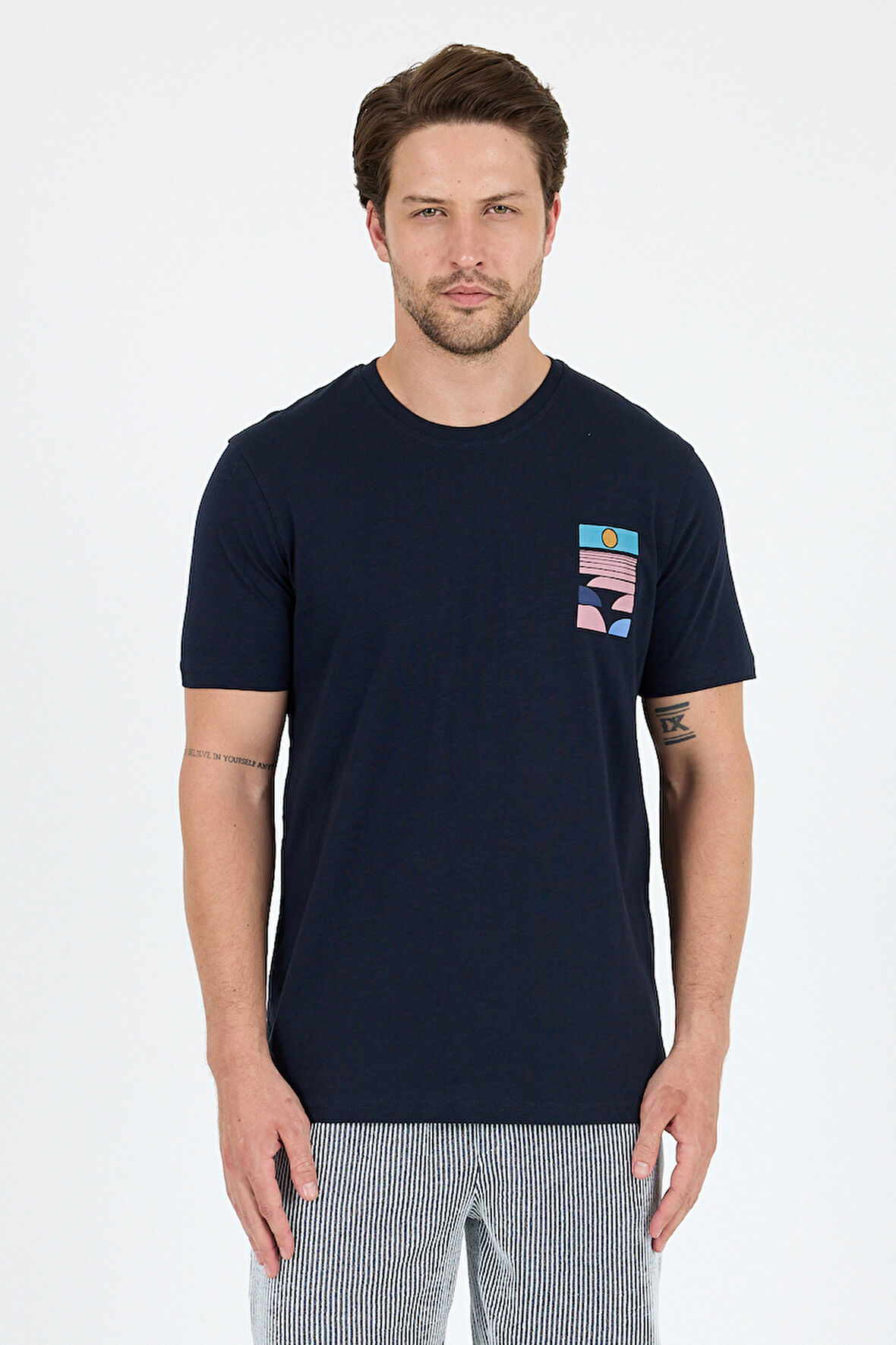 Erkek %100 Pamuk Bisiklet Yaka Kısa Kollu Baskılı T-Shirt  Rahat ve Şık Günlük Tişört 0005