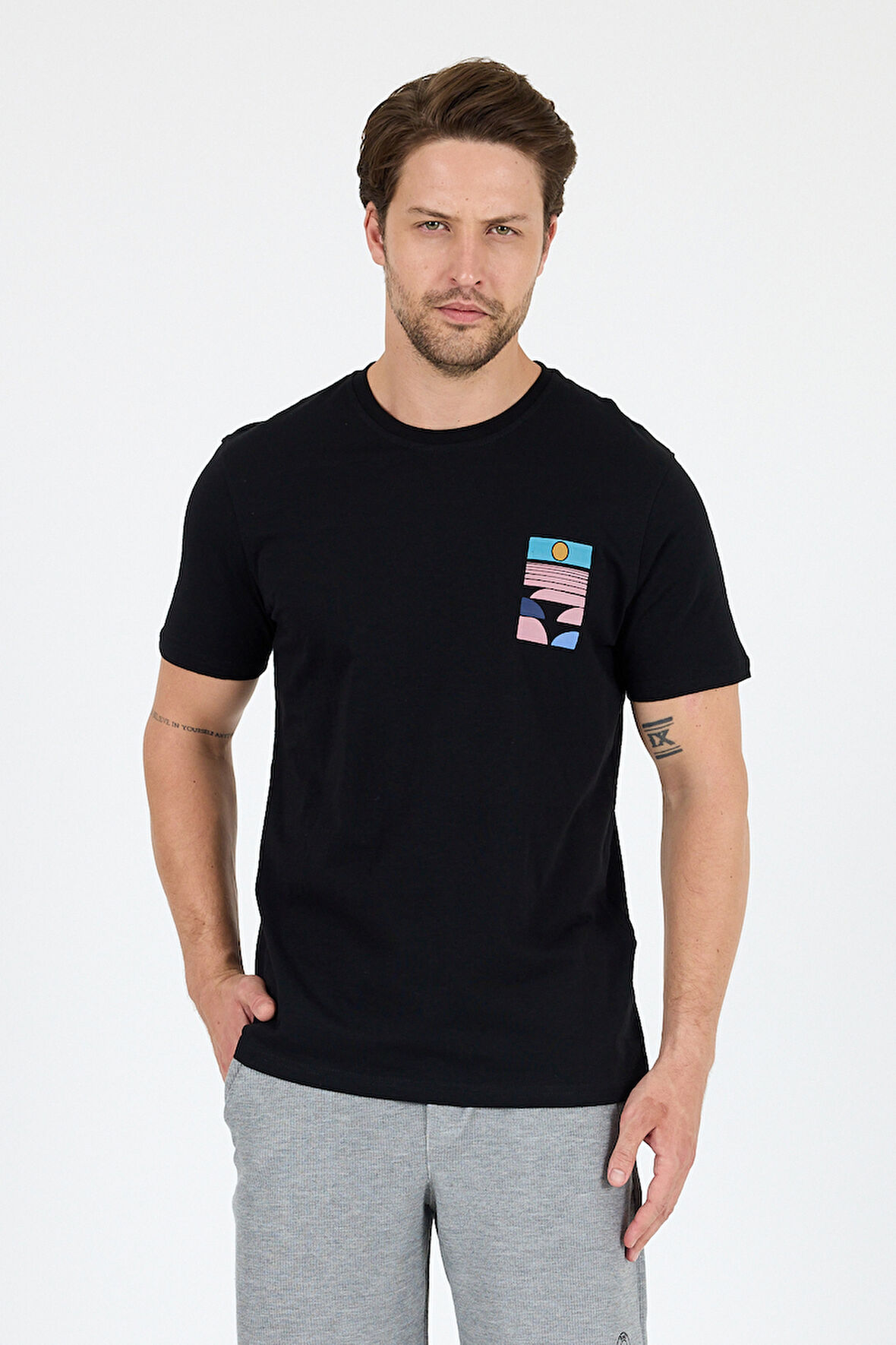 Erkek %100 Pamuk Bisiklet Yaka Kısa Kollu Baskılı T-Shirt  Rahat ve Şık Günlük Tişört 0005