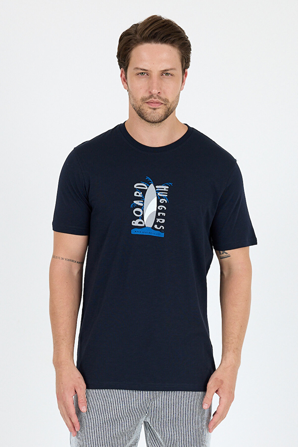 Erkek %100 Pamuk Bisiklet Yaka Kısa Kollu Baskılı T-Shirt  Rahat ve Şık Günlük Erkek Tişört 0007