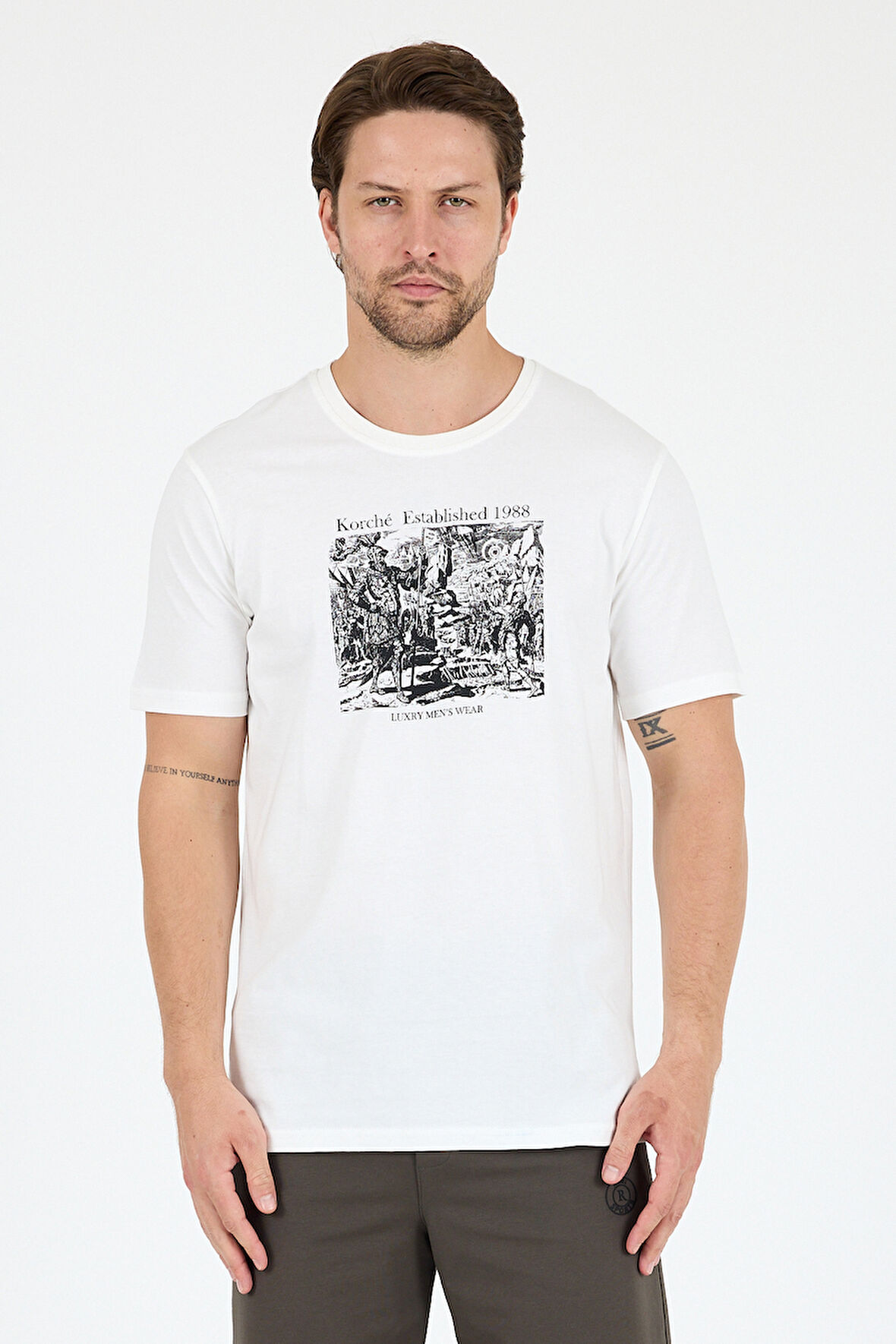 Erkek %100 Pamuk Bisiklet Yaka Kısa Kollu Baskılı T-Shirt  Rahat ve Şık Günlük Erkek Tişört 0018