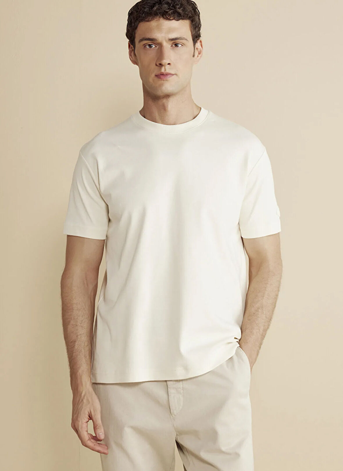 Brooks Brothers Bisiklet Yaka Bej Erkek T-Shirt BBFW25MTS004