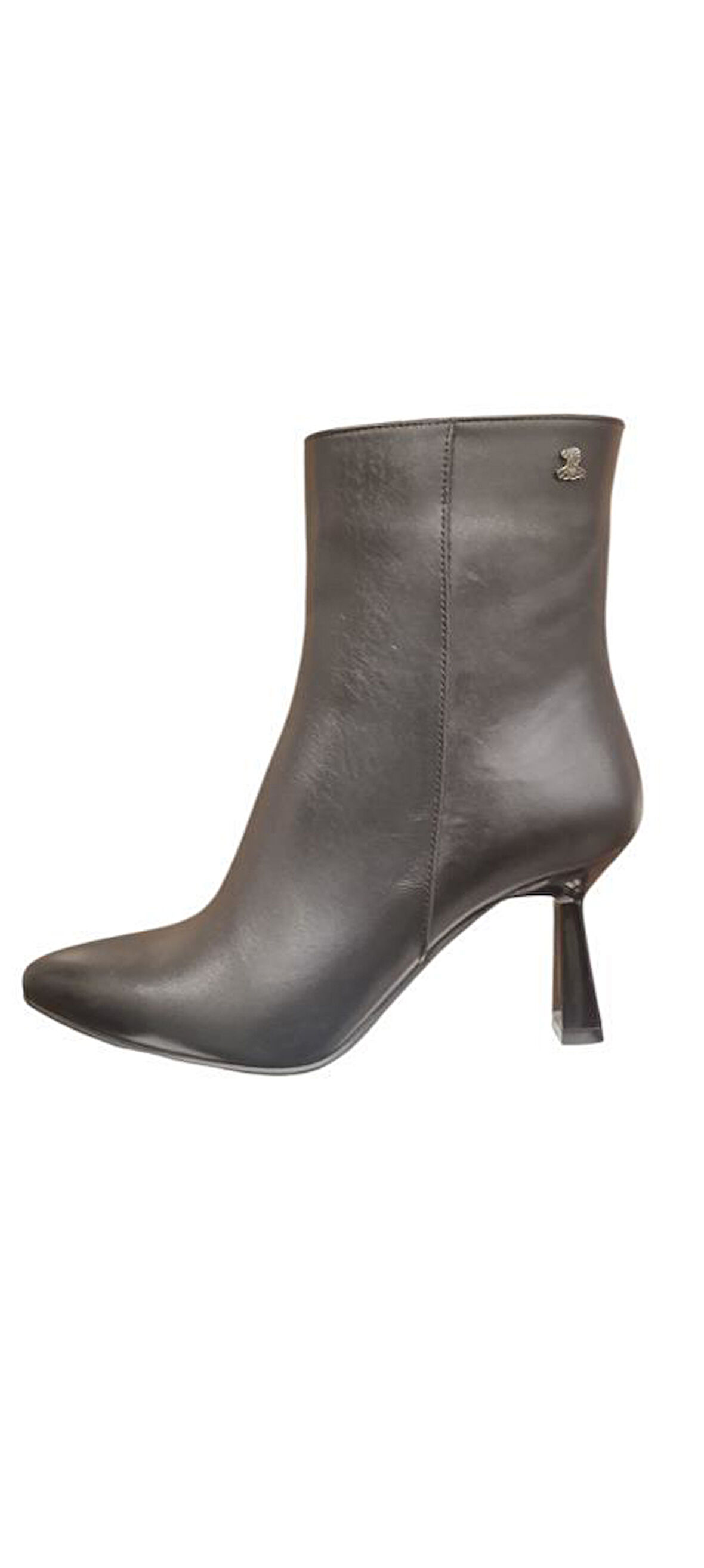 VENÜS 2554002K İNCE TOPUK SİVRİ DERİ KLASİK KADIN BOT