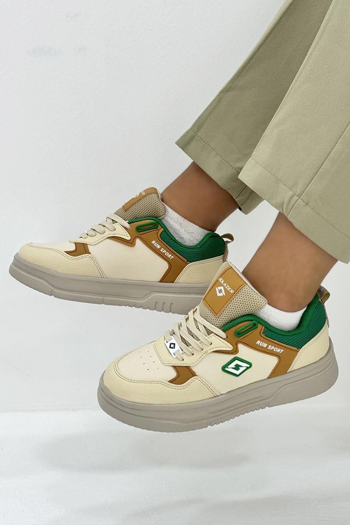 Solazer Kadın Ortopedik Taban Cilt Sneaker 030