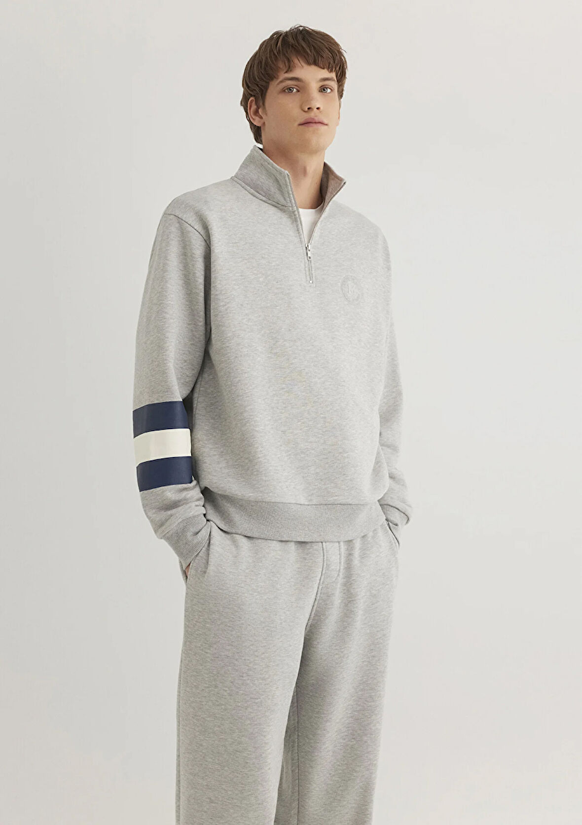 Mavi Logo Nakışlı Yarı Fermuarlı Gri Sweatshirt 0S10307-80196