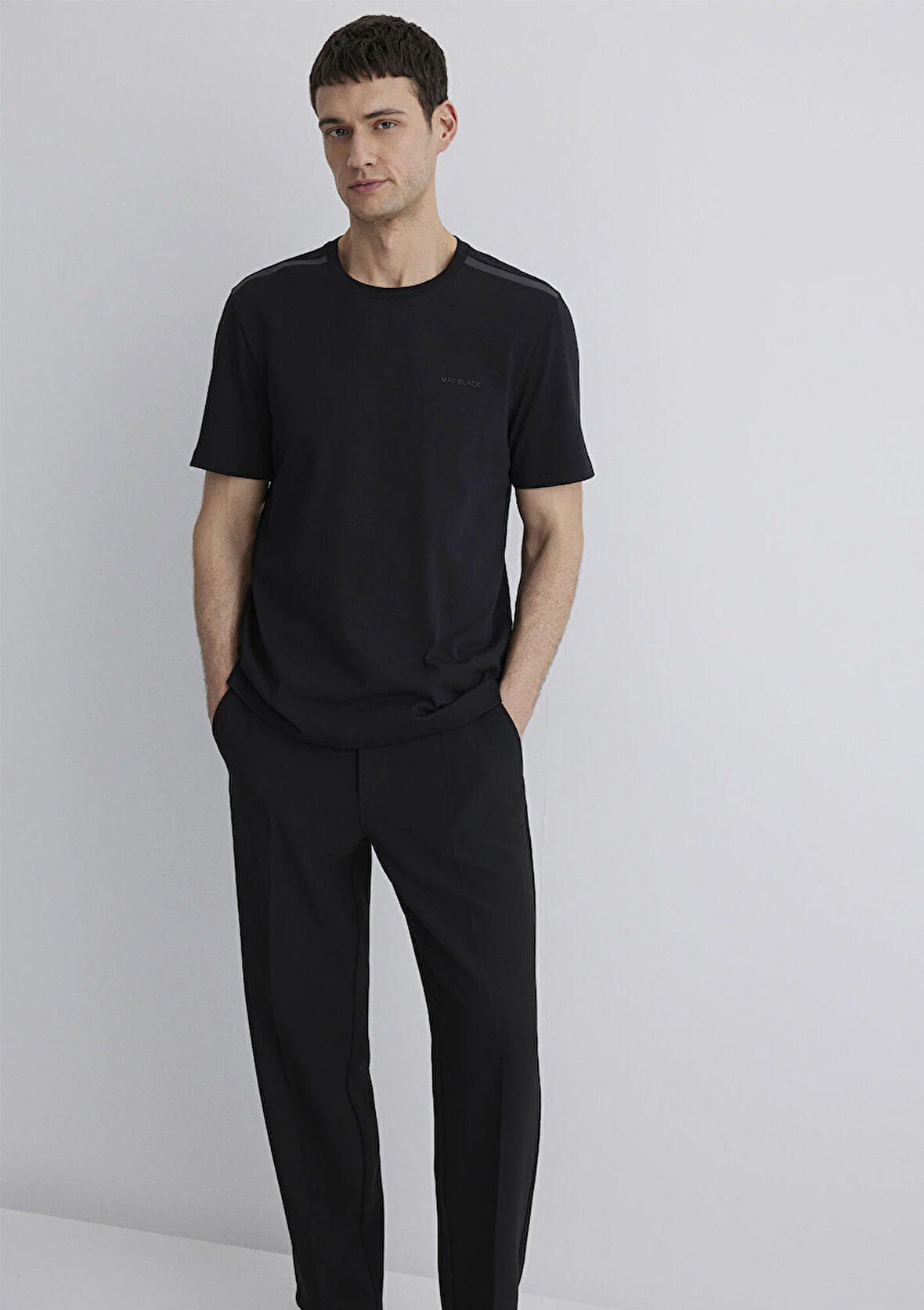 Siyah Tişört 0612689-900