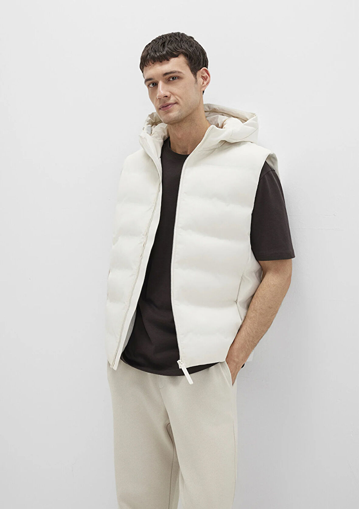 Kapüşonlu Ekru Şişme Yelek 0110619-70134