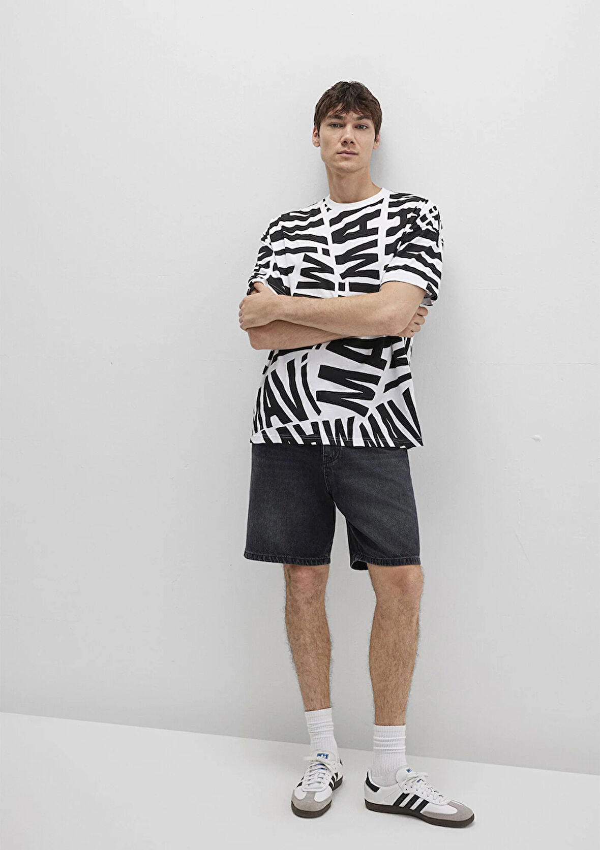 Siyah Tişört 0610629-900