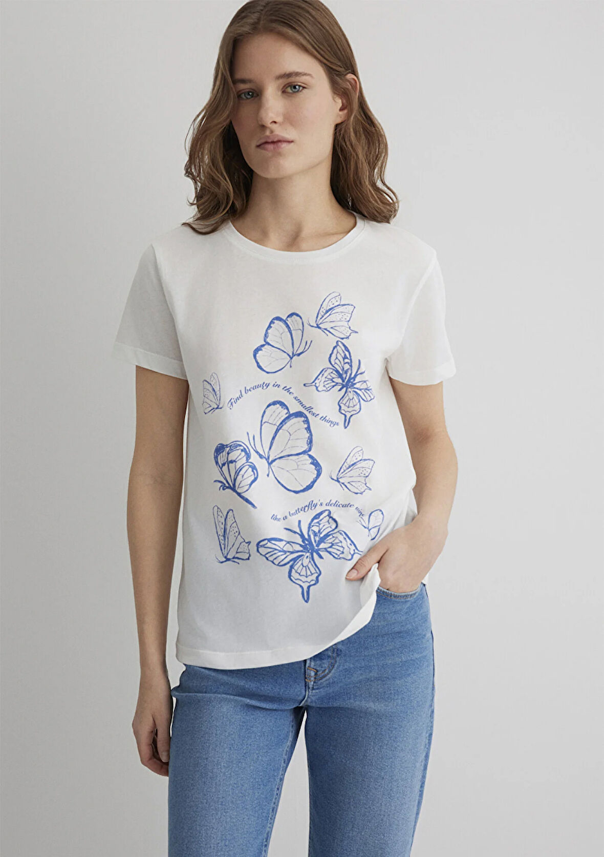 Kelebek Baskılı Ekru Tişört 1613455-70057