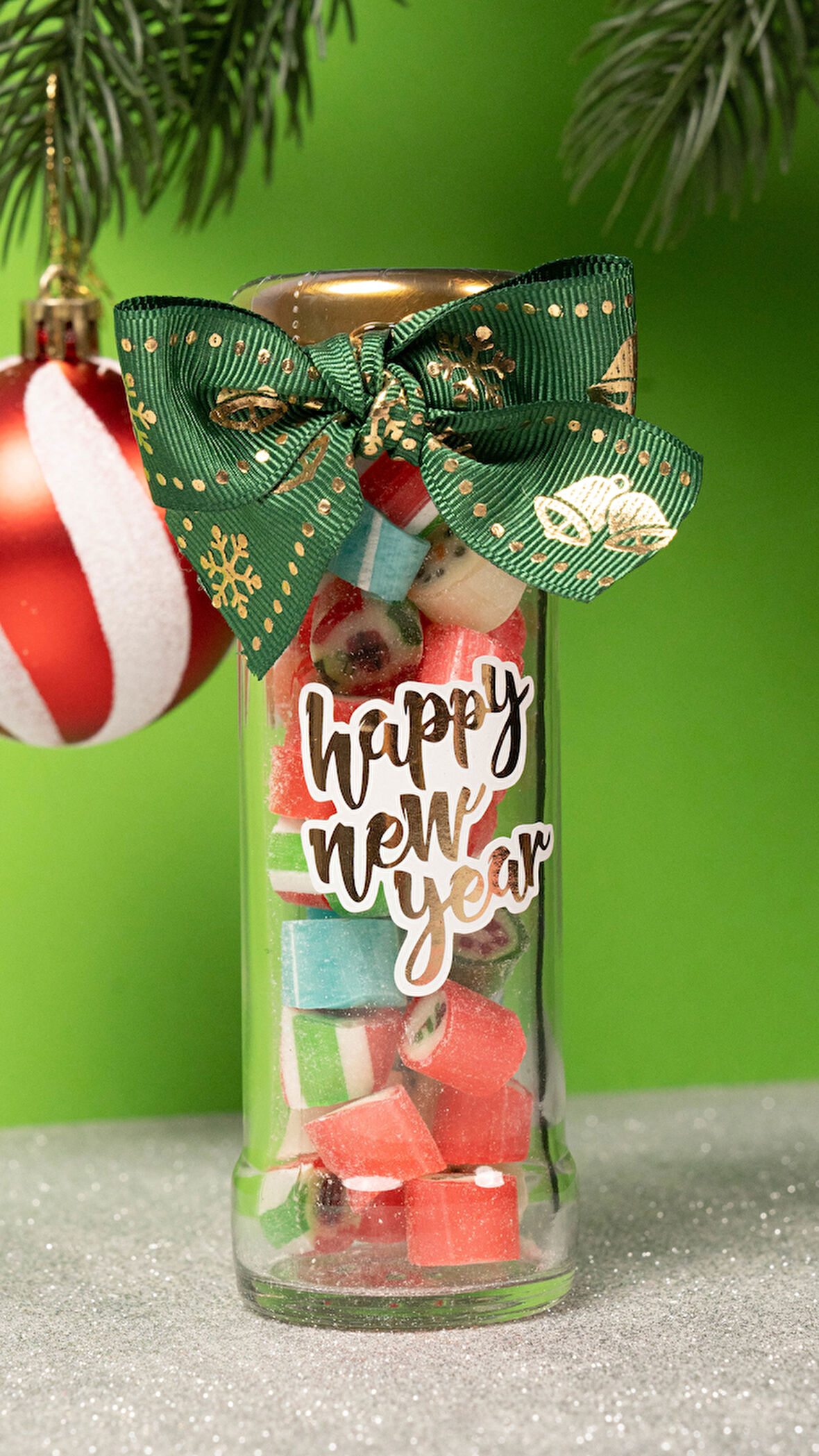 CandyZoo Kavanoz Şeker Fiyonklu Yılbaşı 70g 1 Adet