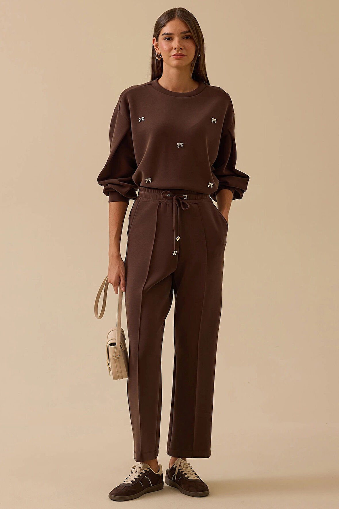 Seçil Kadın Elastik Bel Bağcıklı Şerit Detaylı Pantolon 0008 Kahverengi