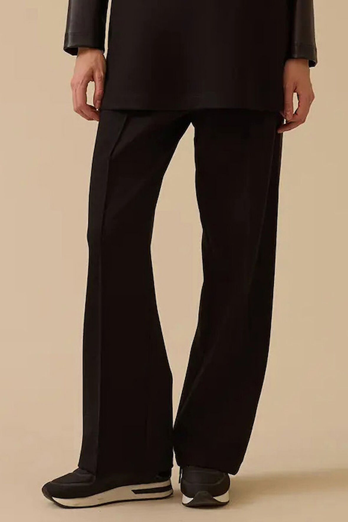 Kadın Suni Deri Biyeli Bol Paça Pantolon - Siyah | S