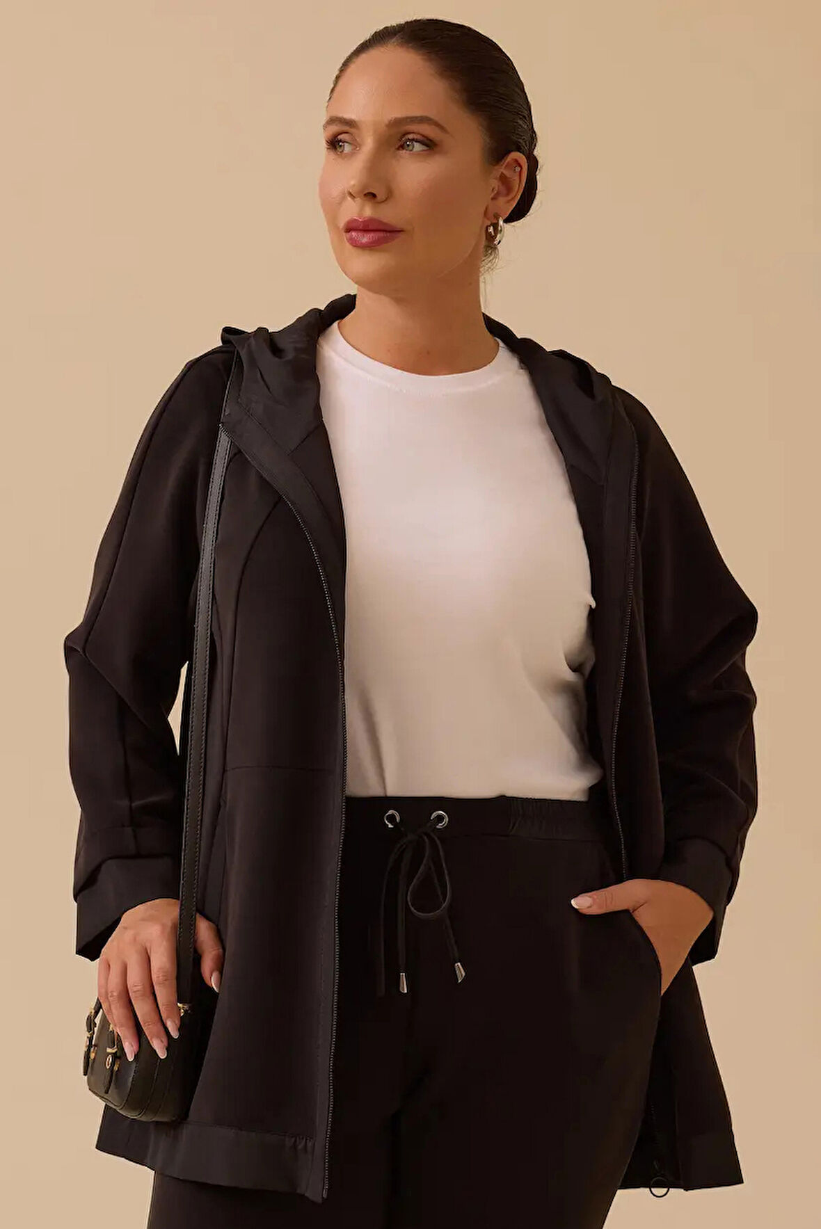 Kadın Büyük Beden Kapüşonlu Fermuarlı Kap - Siyah | 50