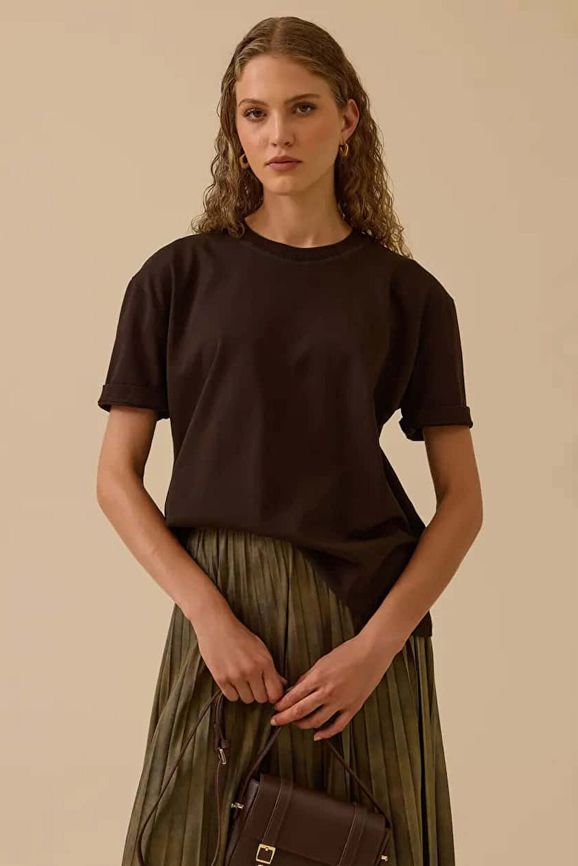Kadın Kısa Kollu Basic T-Shirt - Kahverengi | M