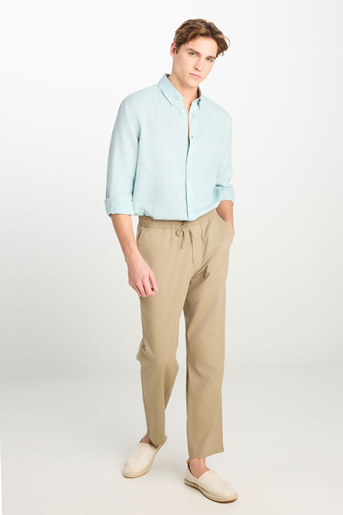 Regular Fit Normal Kesim Lastik Bel Detaylı Keten Karışımlı Deve Tüyü Pantolon