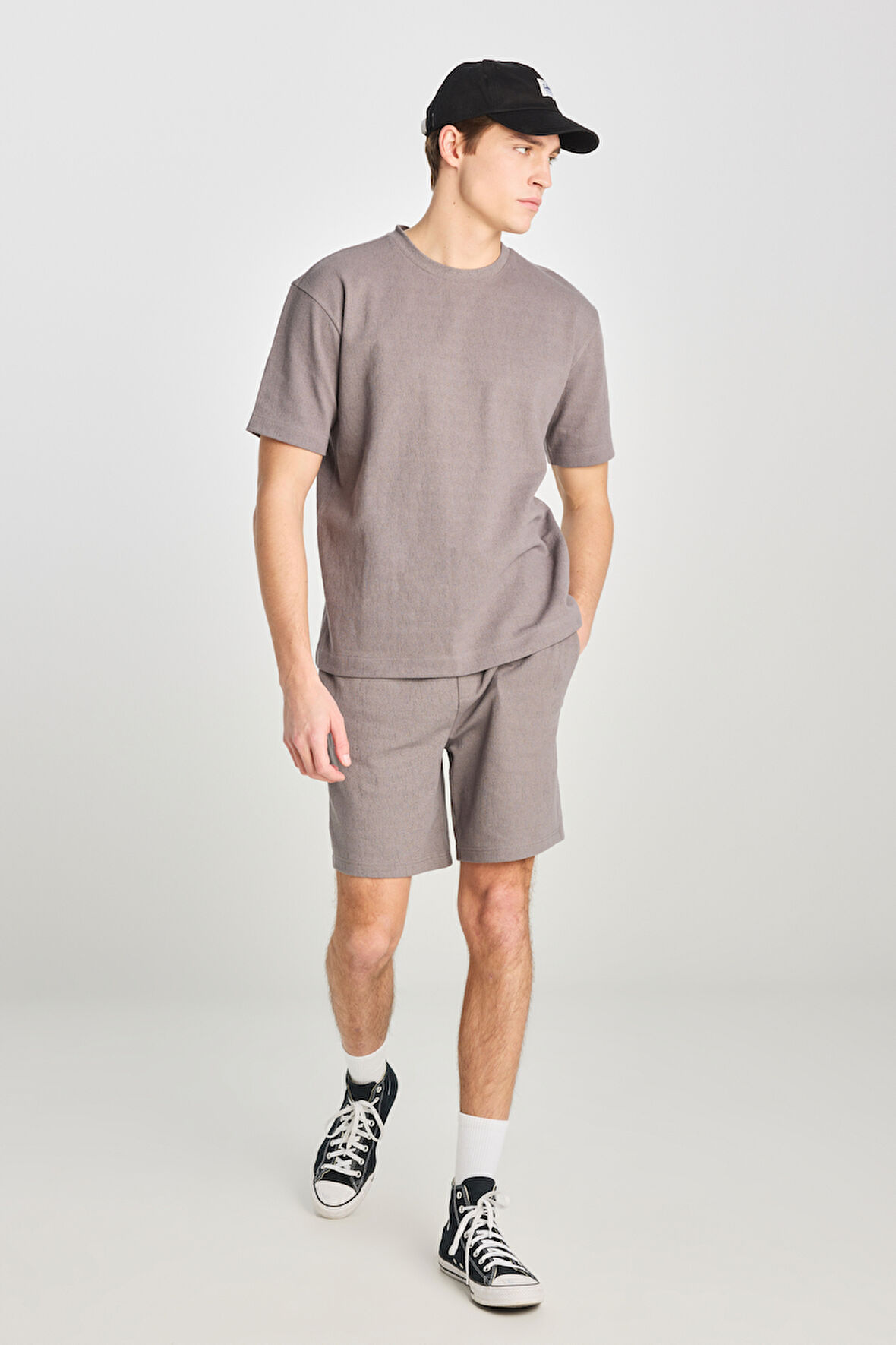 Relaxed Fit Geniş Kesim Normal Bel Pamuklu Gri Sweatşort