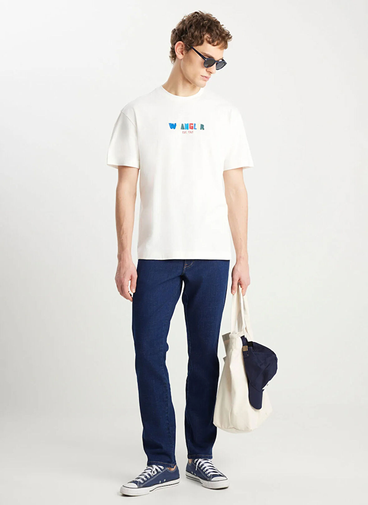 Wrangler Bisiklet Yaka Ekru Erkek T-Shirt W2510719102 Relaxed Fit Grafik Logo